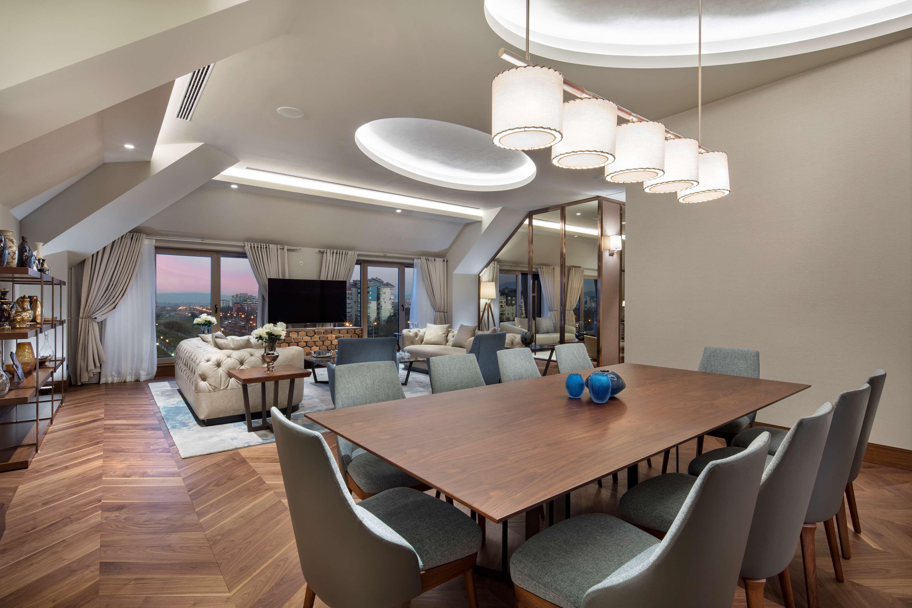 מלון Doubletree By Hilton סקופיה מראה חיצוני תמונה The Presidential Suite